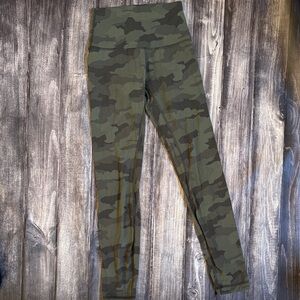 Lululemon Green Camo Align Leggings size 2